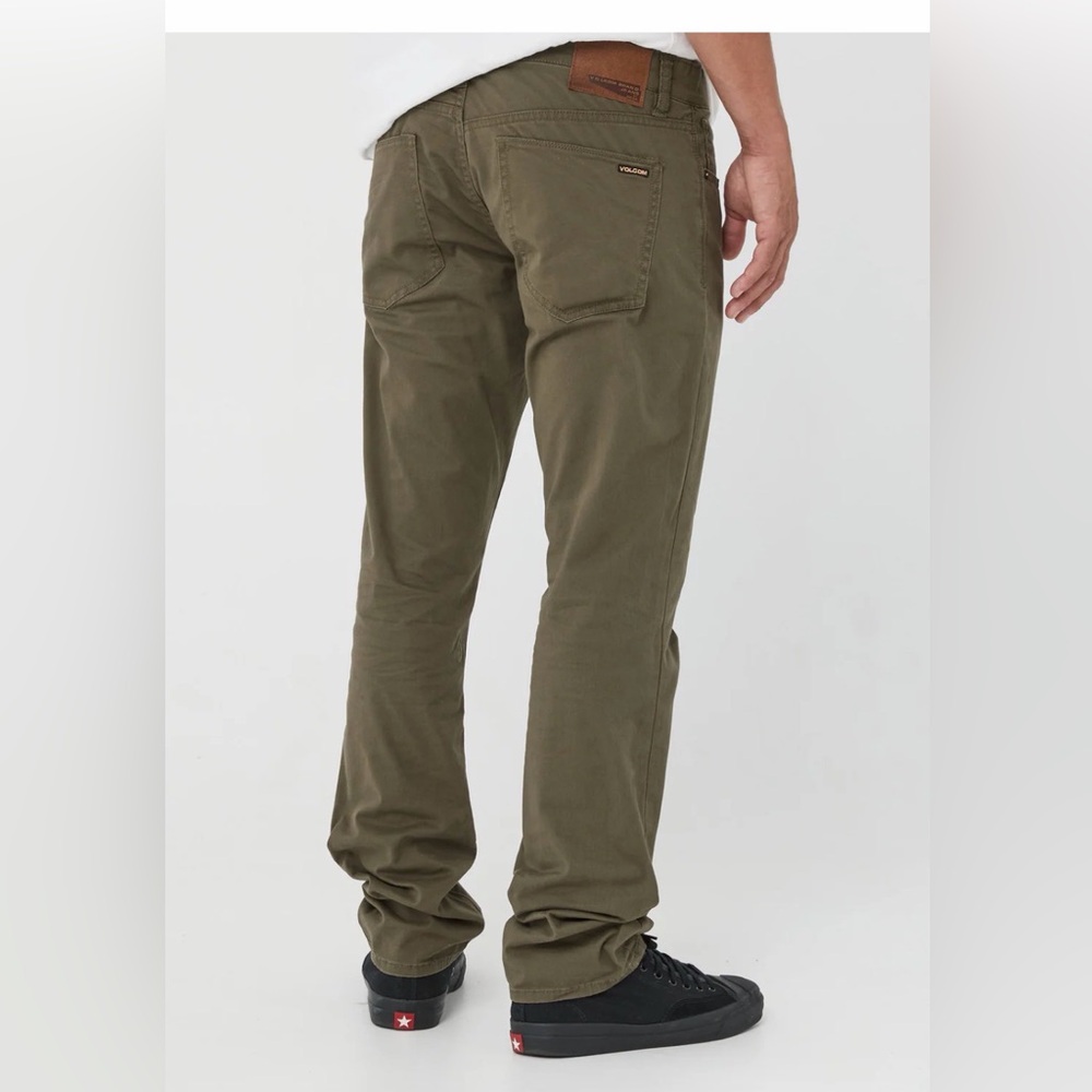 Volcom VORTA Men's Jeans in Olive size 33 and no sign of wear